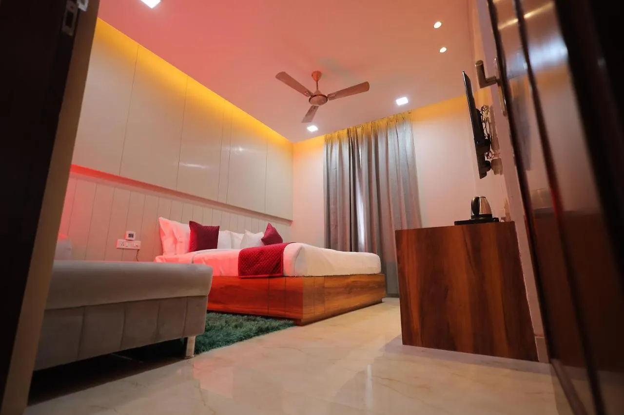 ***  Hotel Taj Crown Plaza Agra  India