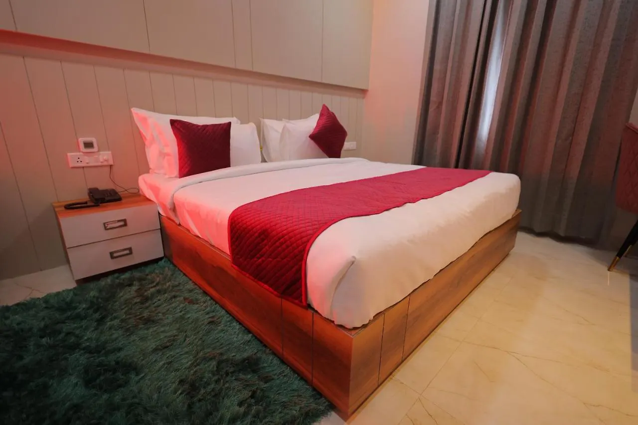 Hotel Taj Crown Plaza Agra  Agra (Uttar Pradesh)