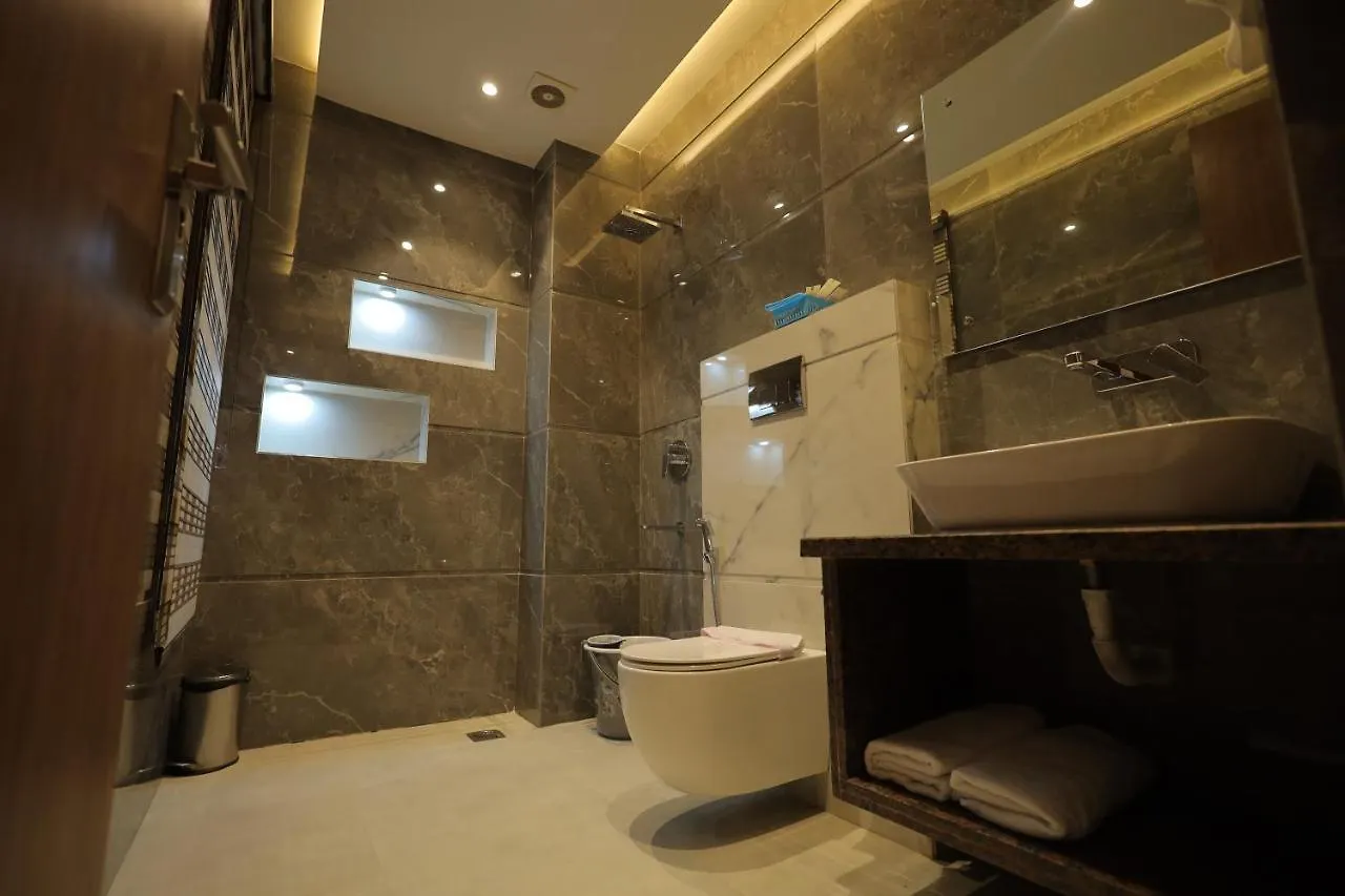 Hotel Taj Crown Plaza Agra  Agra (Uttar Pradesh)