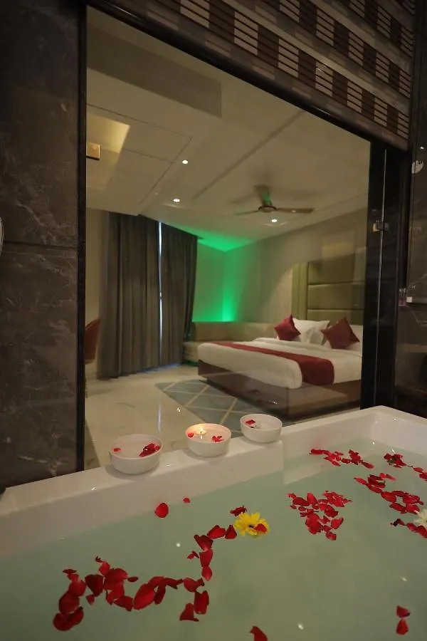 ***  Hotel Taj Crown Plaza Agra  India